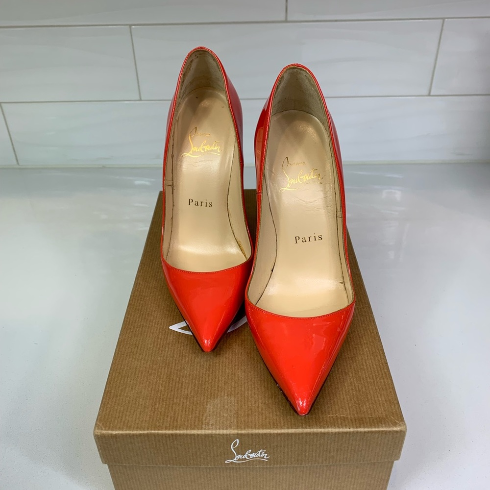 Christian Louboutin So Kate 35/5